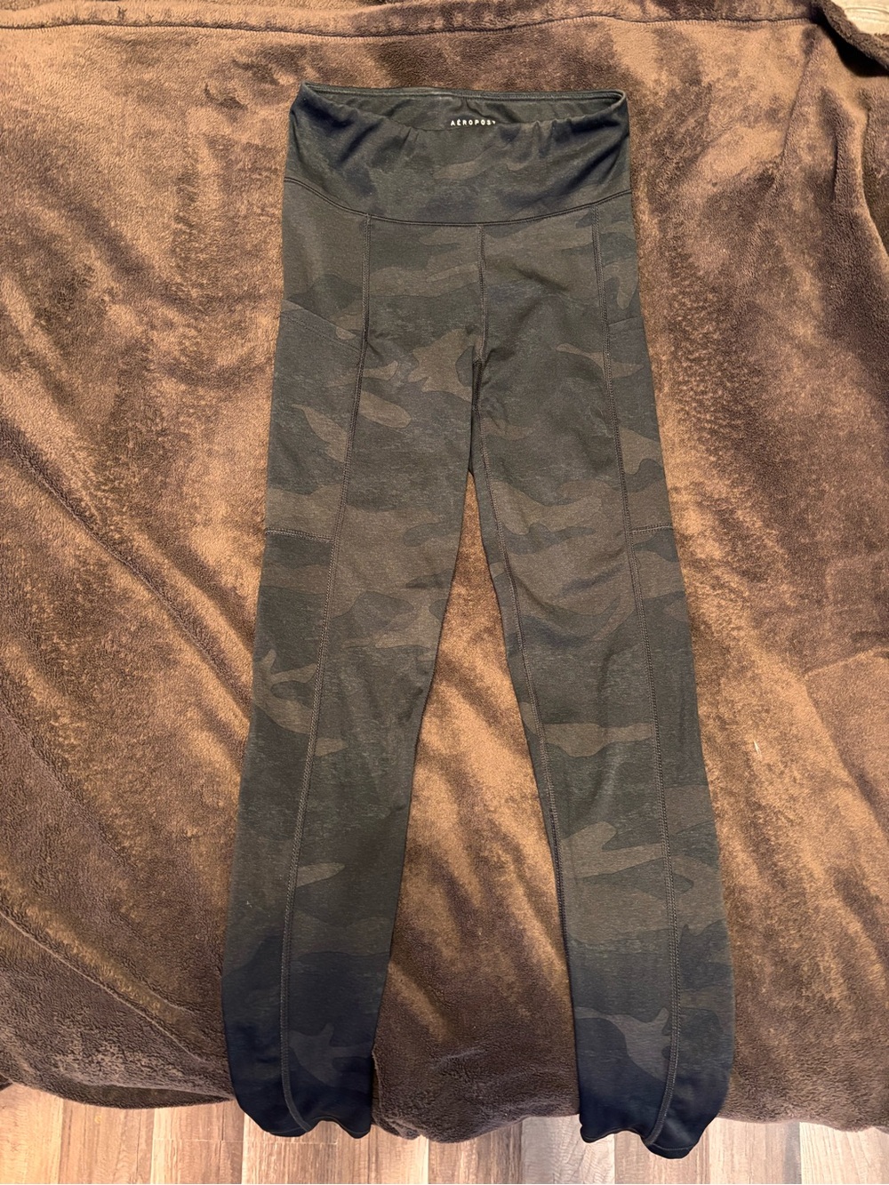 Aeropostale Girls' Black & Charcoal Camo Leggings